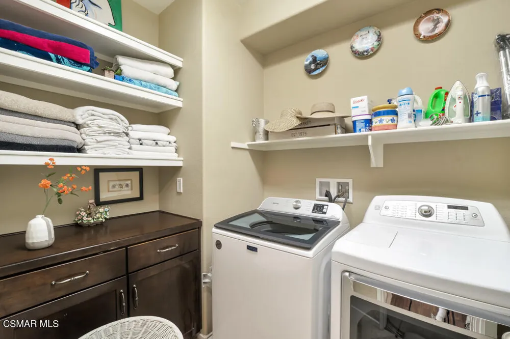 13849 Eaton Hollow Avenue Moorpark, CA 93021