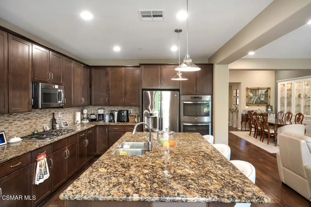 13849 Eaton Hollow Avenue Moorpark, CA 93021