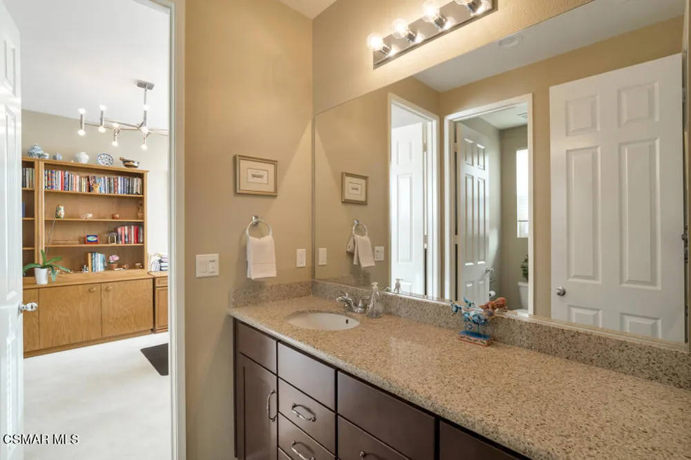 13849 Eaton Hollow Avenue Moorpark, CA 93021