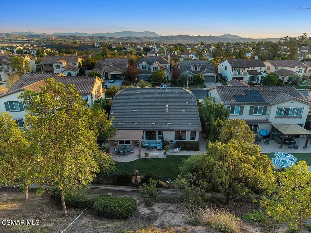 13849 Eaton Hollow Avenue Moorpark, CA 93021