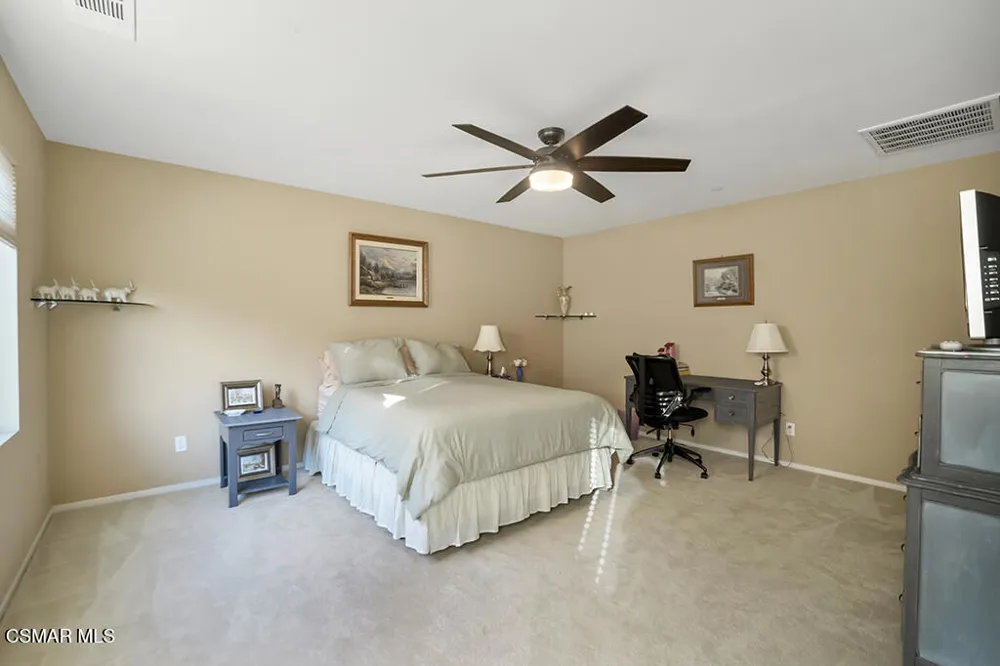 13849 Eaton Hollow Avenue Moorpark, CA 93021