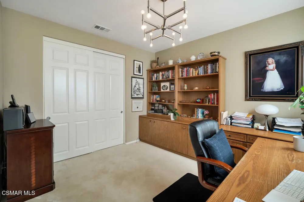 13849 Eaton Hollow Avenue Moorpark, CA 93021