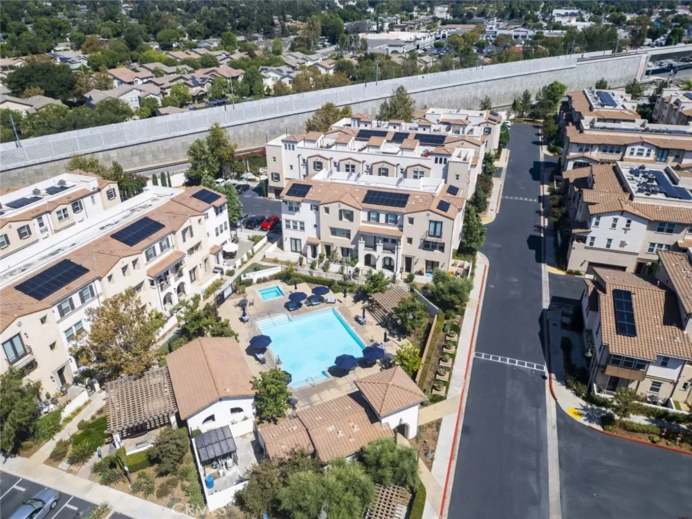 553 W Foothill Boulevard #130 Glendora, CA 91741