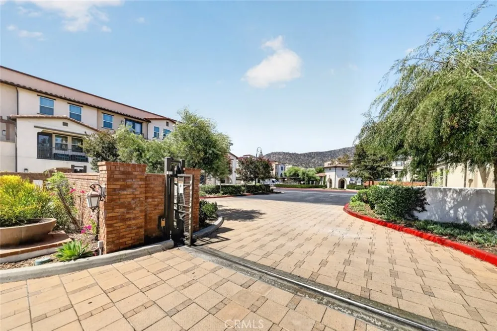 553 W Foothill Boulevard #130 Glendora, CA 91741