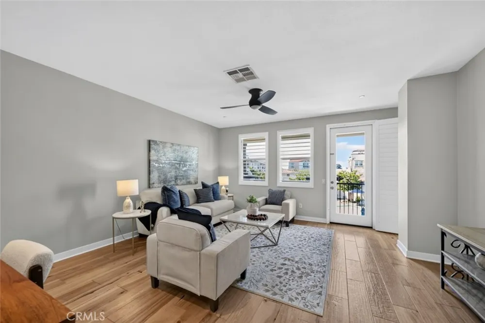 553 W Foothill Boulevard #130 Glendora, CA 91741