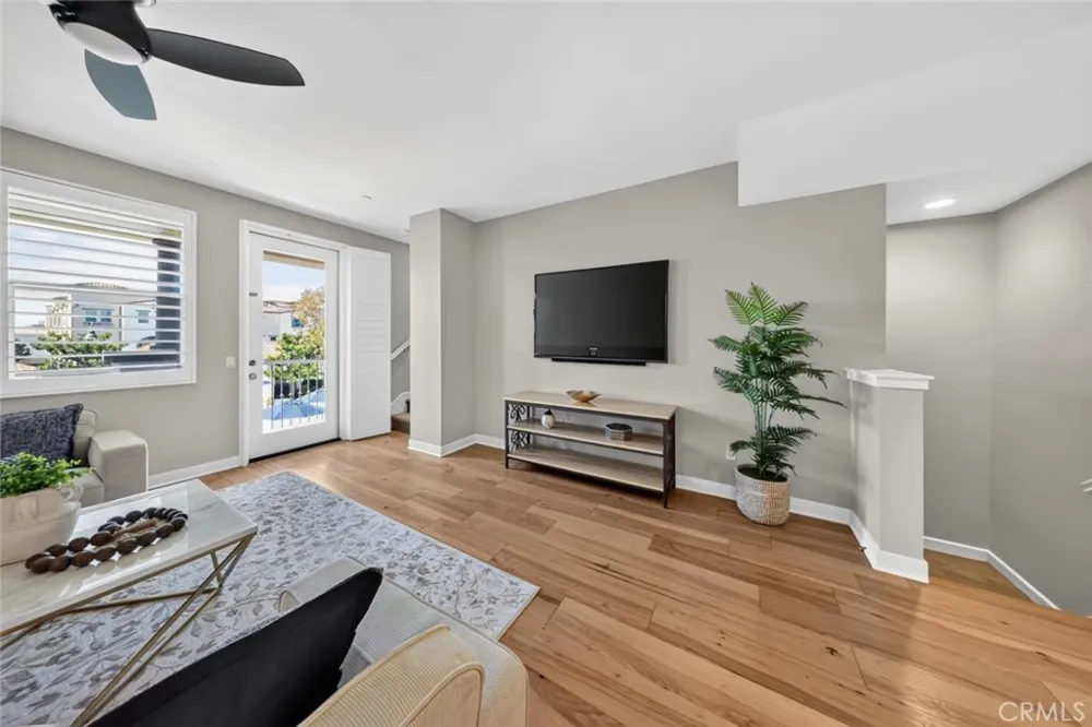 553 W Foothill Boulevard #130 Glendora, CA 91741