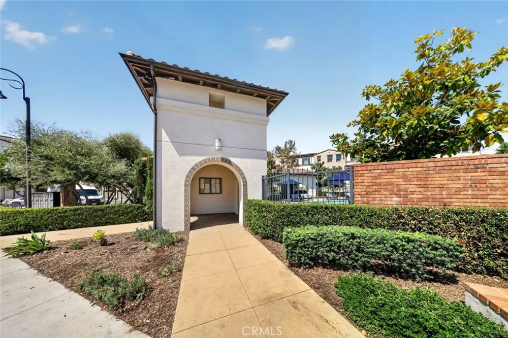 553 W Foothill Boulevard #130 Glendora, CA 91741