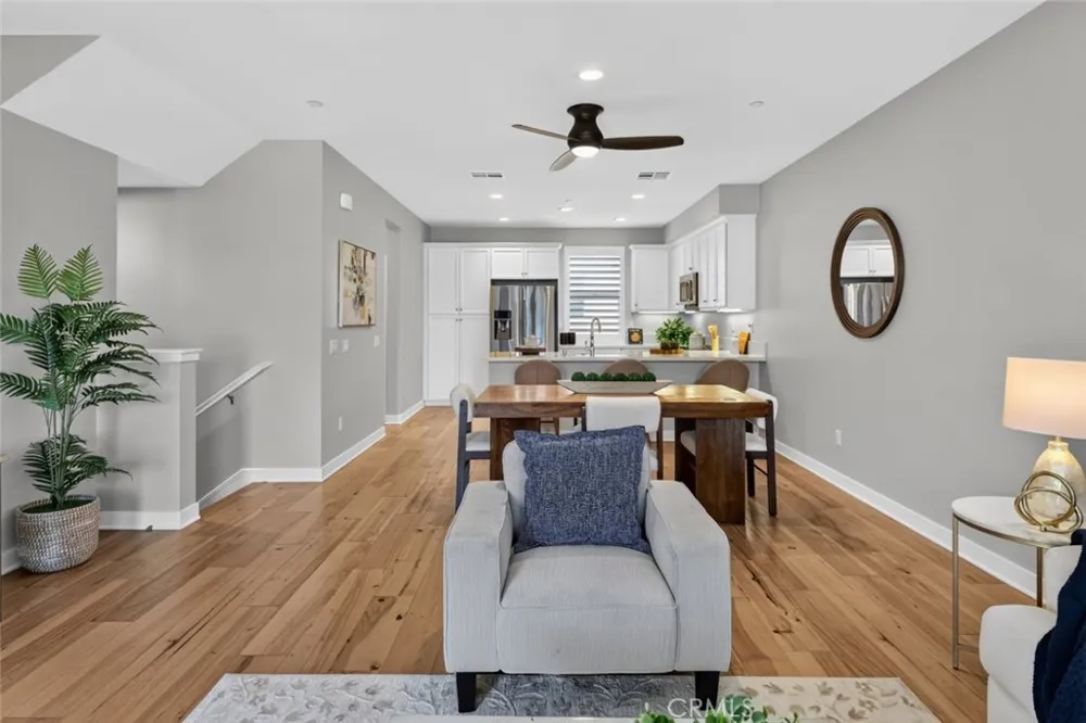 553 W Foothill Boulevard #130 Glendora, CA 91741