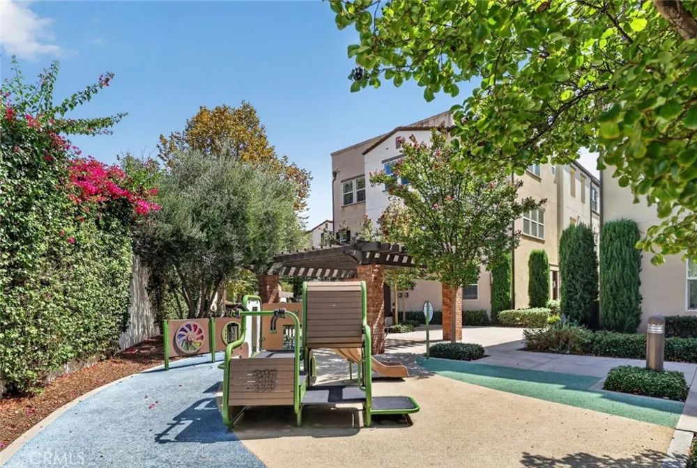 553 W Foothill Boulevard #130 Glendora, CA 91741