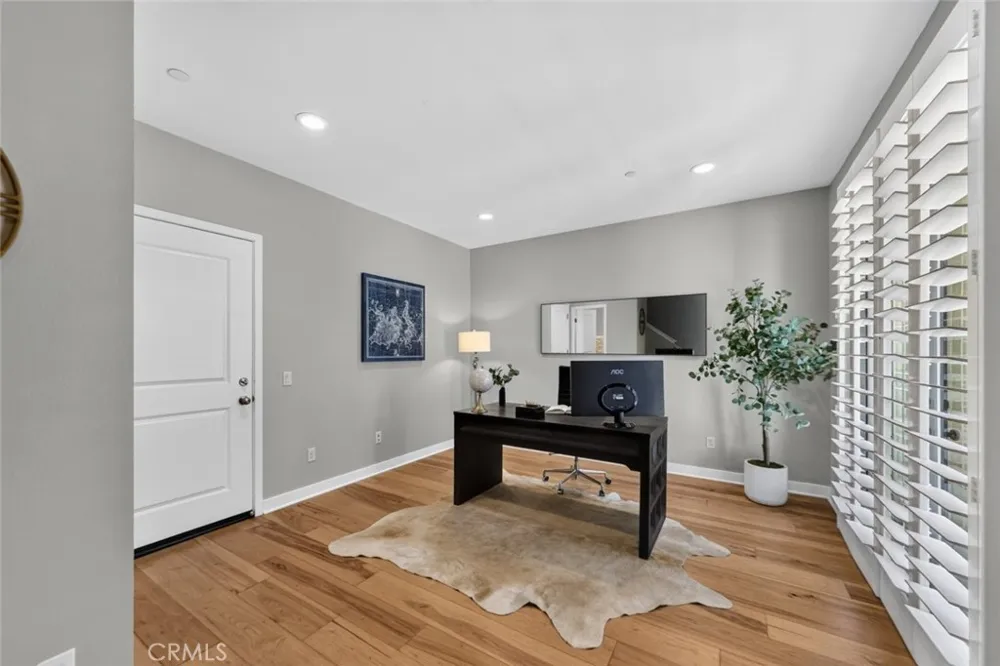 553 W Foothill Boulevard #130 Glendora, CA 91741