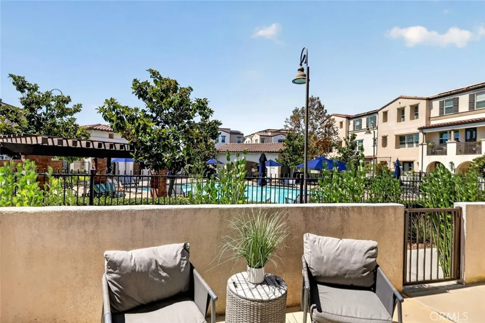 553 W Foothill Boulevard #130 Glendora, CA 91741