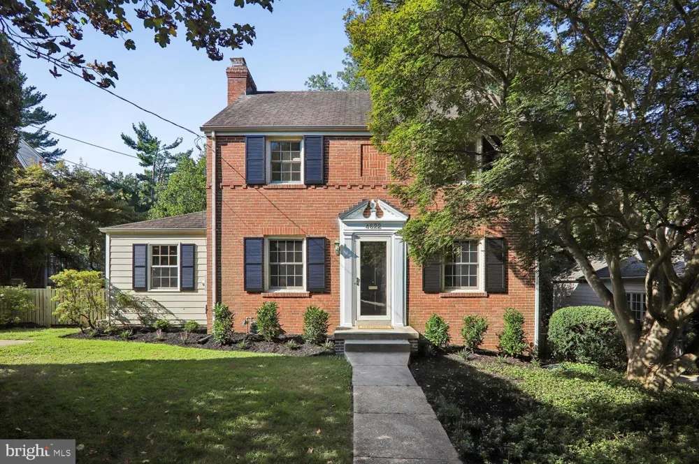 4622 WOODFIELD ROAD Bethesda, MD 20814