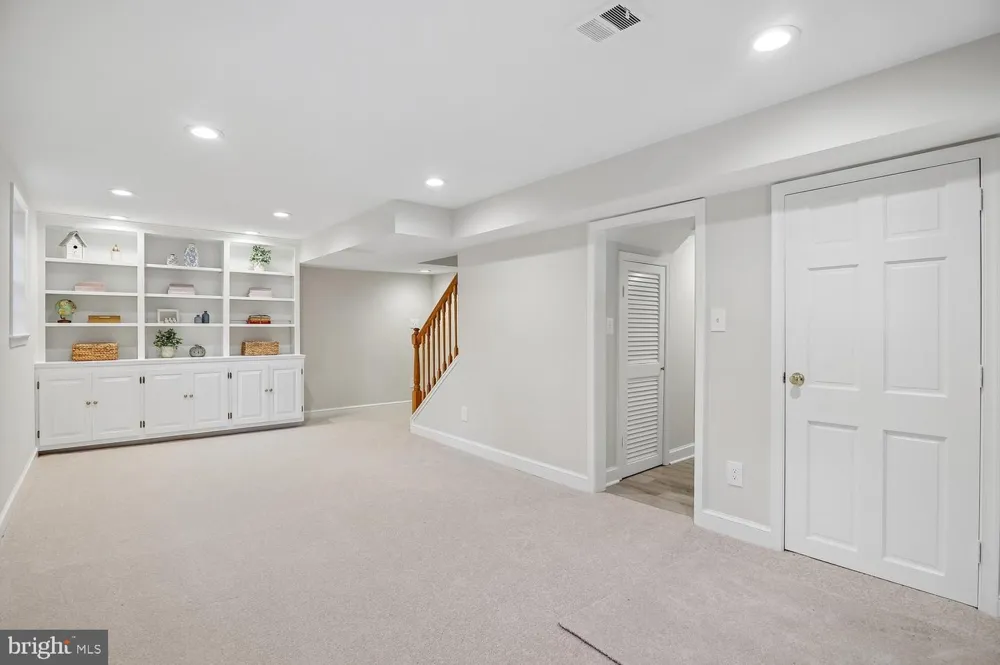 4622 WOODFIELD ROAD Bethesda, MD 20814