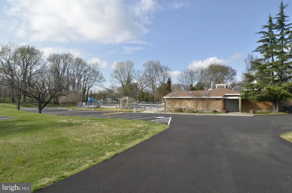 4622 WOODFIELD ROAD Bethesda, MD 20814