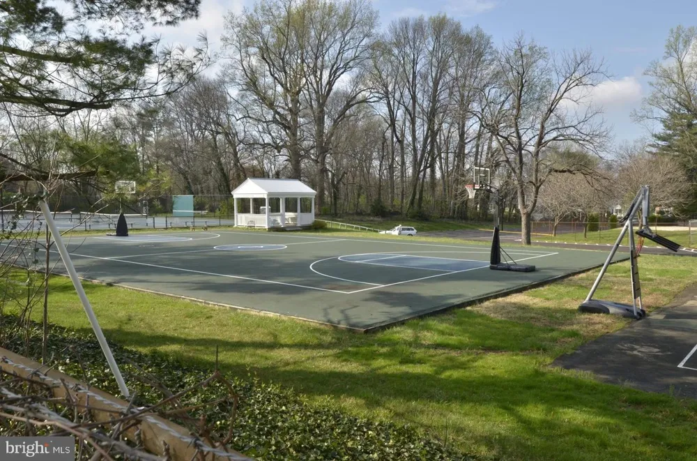 4622 WOODFIELD ROAD Bethesda, MD 20814