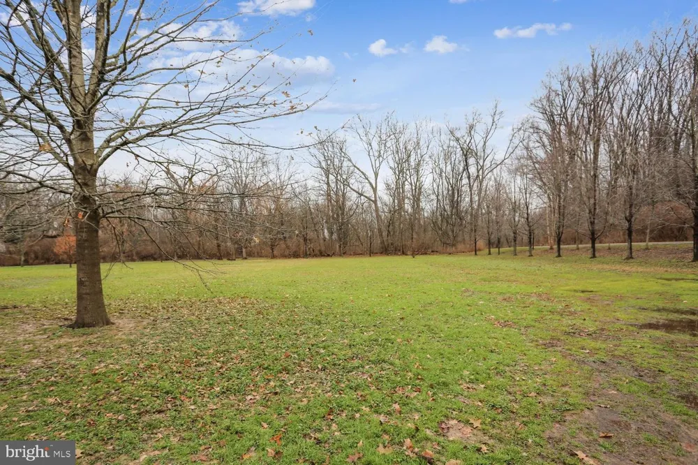 4622 WOODFIELD ROAD Bethesda, MD 20814