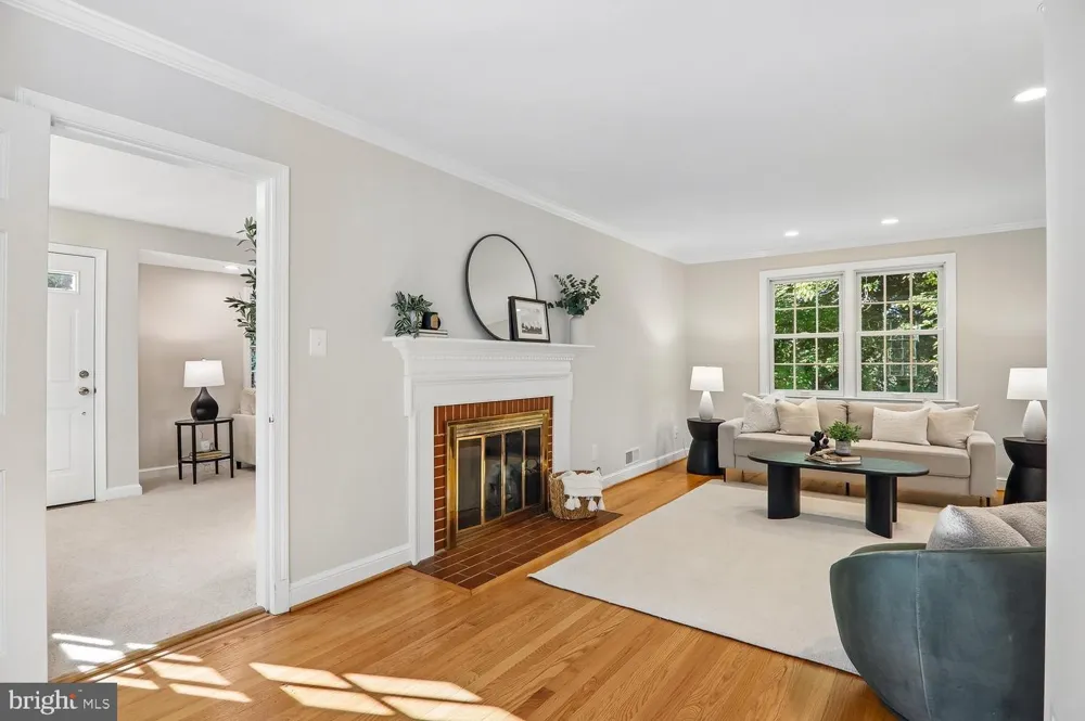 4622 WOODFIELD ROAD Bethesda, MD 20814