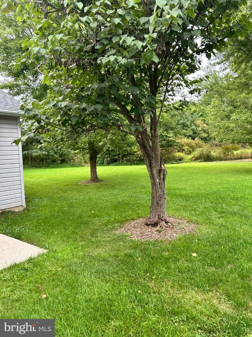 1938 FREIER ROAD Quakertown, PA 18951