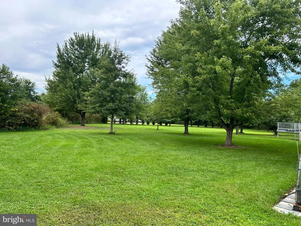 1938 FREIER ROAD Quakertown, PA 18951
