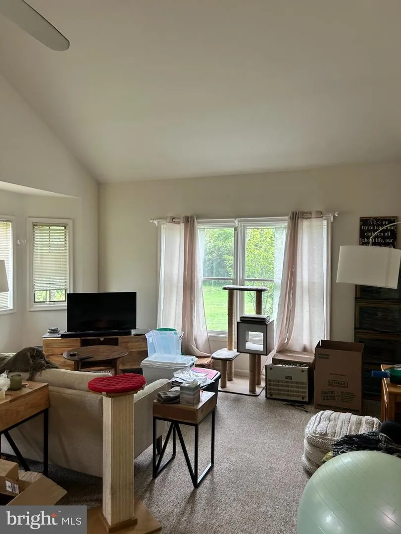 1938 FREIER ROAD Quakertown, PA 18951