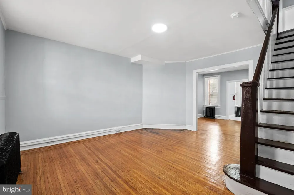 4922 7TH STREET Philadelphia, PA 19120