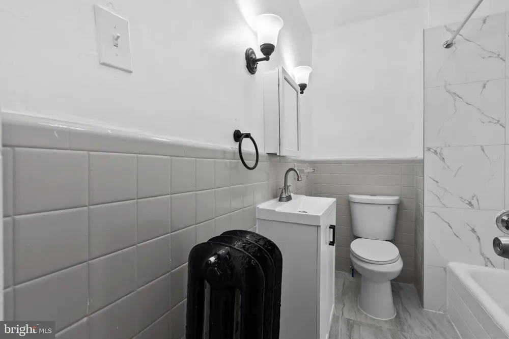 4922 7TH STREET Philadelphia, PA 19120