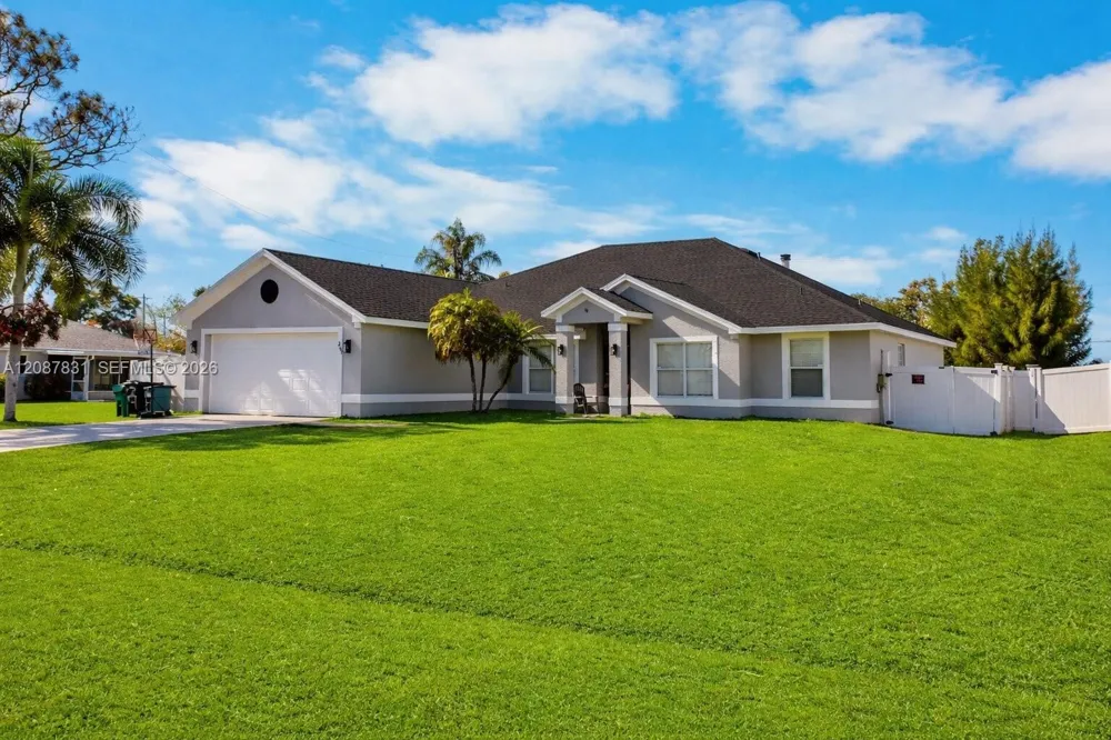 293 SW Pagoda Ter Port St. Lucie, FL 34984