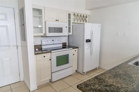 1 Glen Royal Pkwy #809