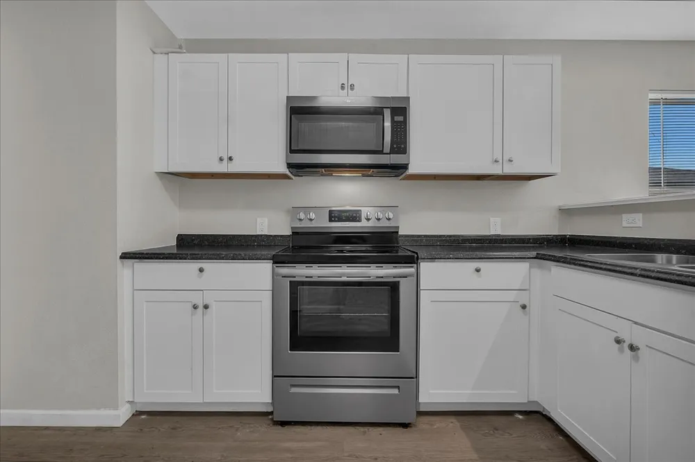 4107 W 56th Place Tulsa, OK 74107