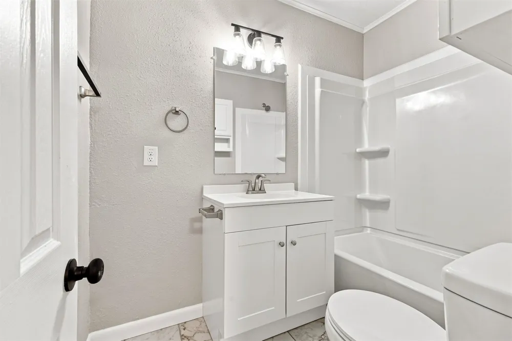 207 Date Avenue Broken Arrow, OK 74012