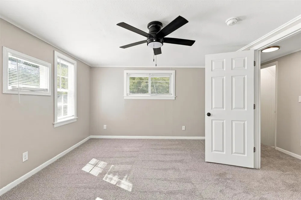 207 Date Avenue Broken Arrow, OK 74012