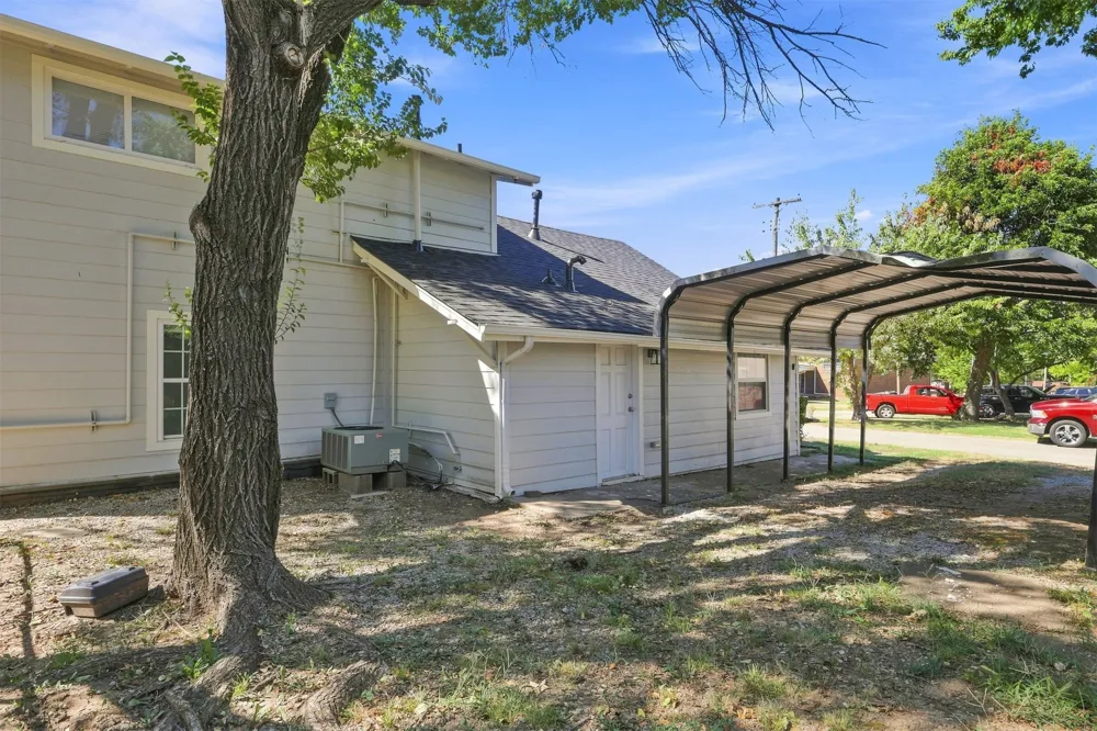 207 Date Avenue Broken Arrow, OK 74012