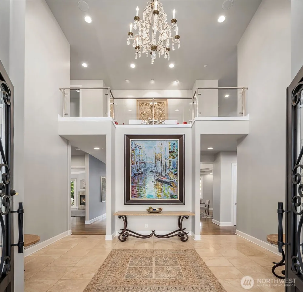 2 Crescent Key SE Bellevue, WA 98006