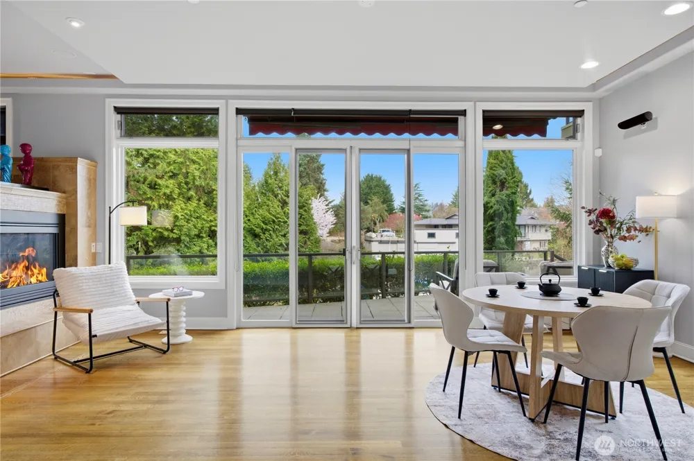 2 Crescent Key SE Bellevue, WA 98006