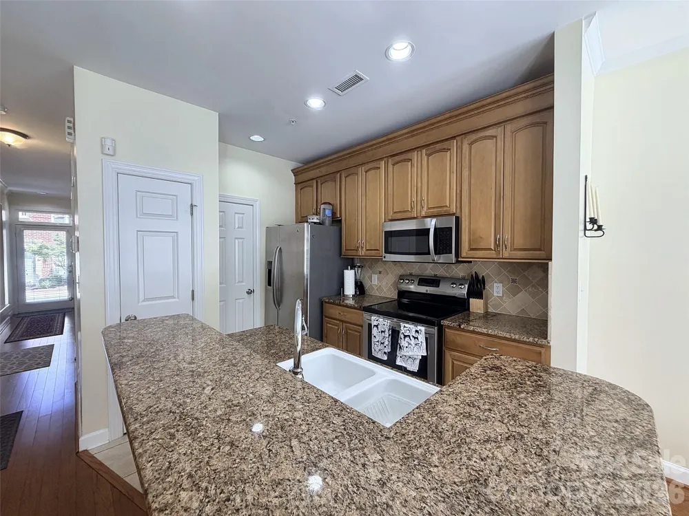 968 Park Slope Drive Charlotte, NC 28209