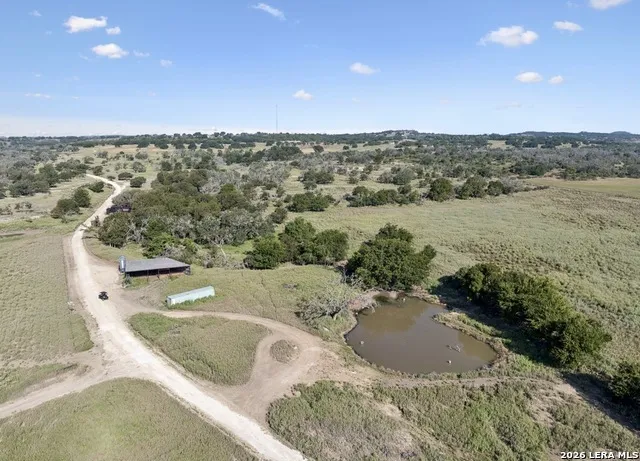 149 BLOODHOUND TRL Sisterdale, TX 78006