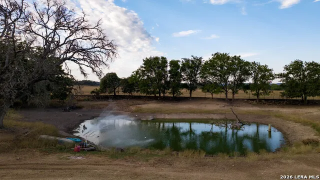 149 BLOODHOUND TRL Sisterdale, TX 78006