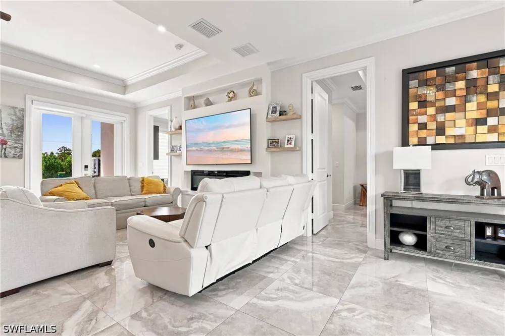 41st Avenue NE Naples, FL 34120