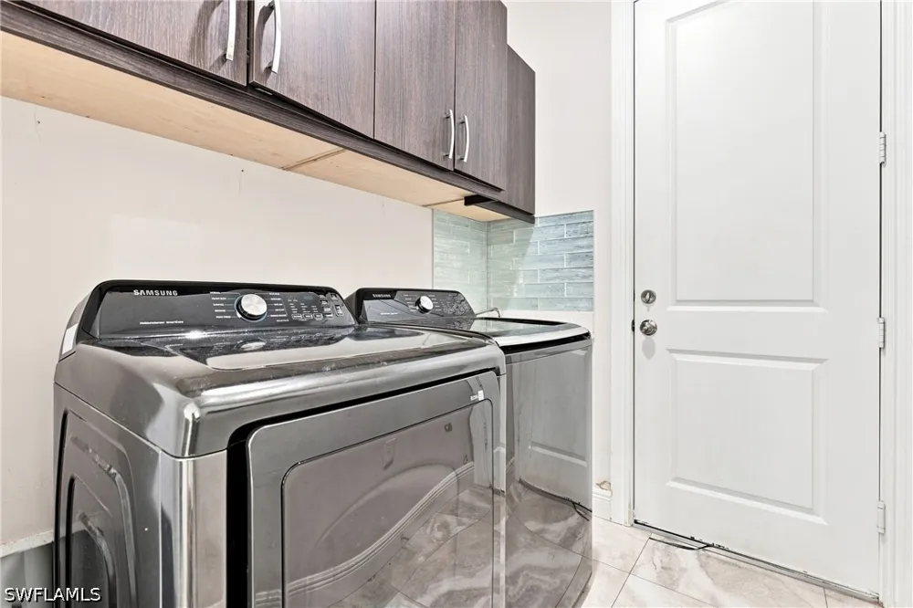 41st Avenue NE Naples, FL 34120