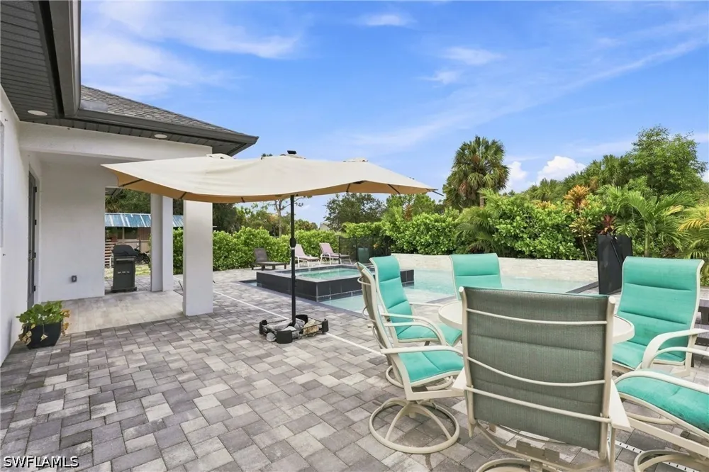 41st Avenue NE Naples, FL 34120