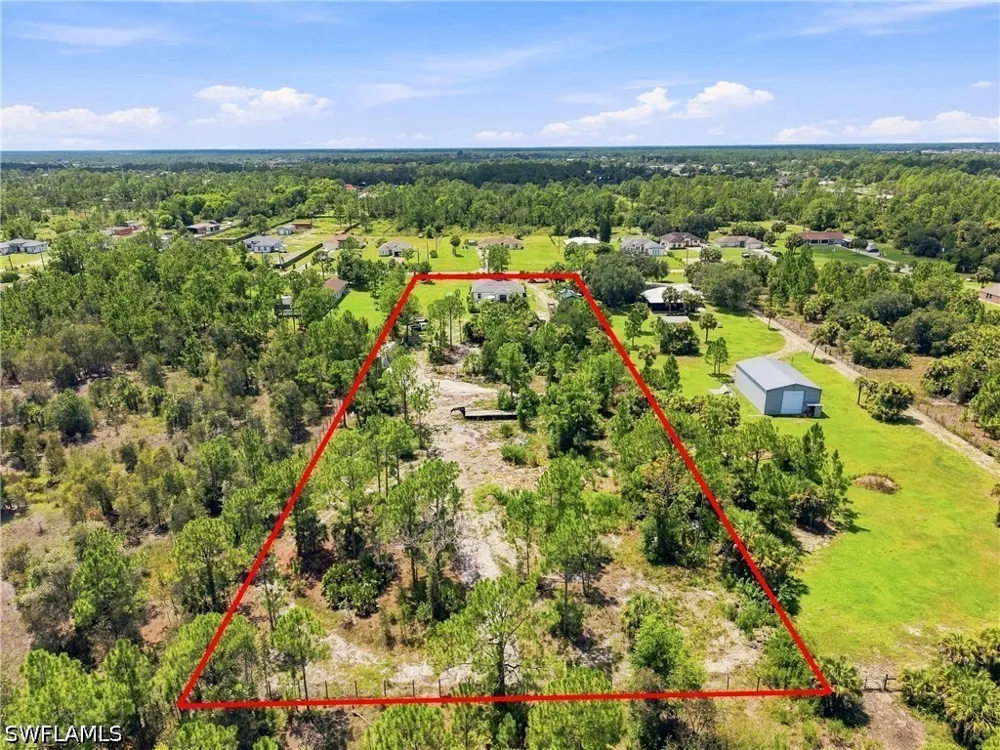 41st Avenue NE Naples, FL 34120