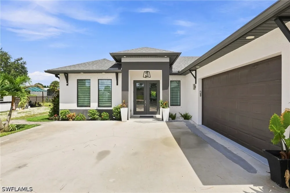 41st Avenue NE Naples, FL 34120