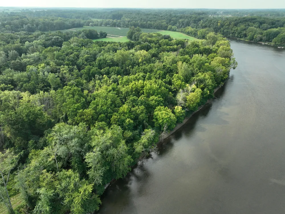 River Road Sodus, MI 49126