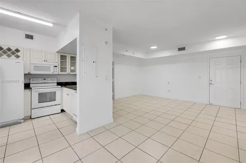 1 Glen Royal Pkwy #1010