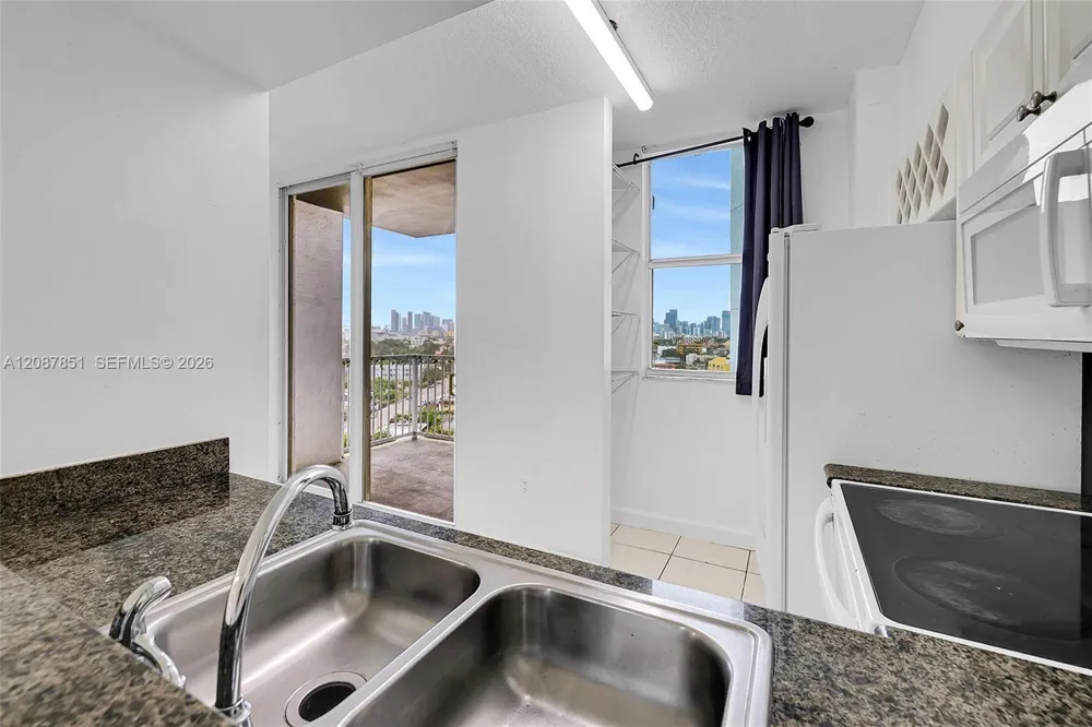 1 Glen Royal Pkwy #1010 Miami, FL 33125