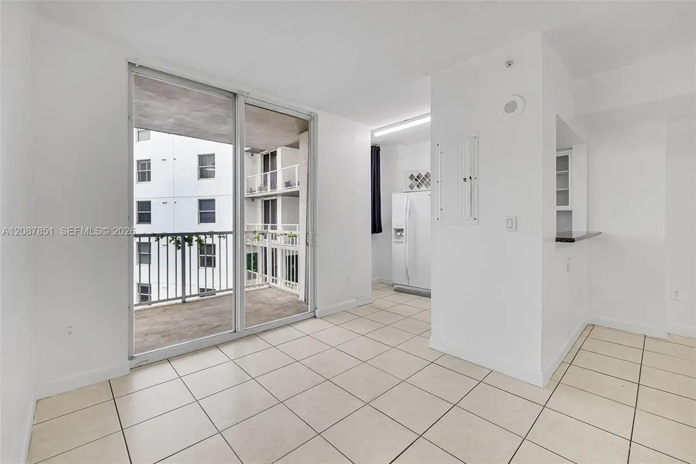 1 Glen Royal Pkwy #1010 Miami, FL 33125