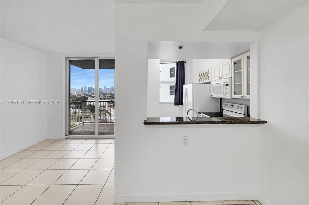 1 Glen Royal Pkwy #1010 Miami, FL 33125
