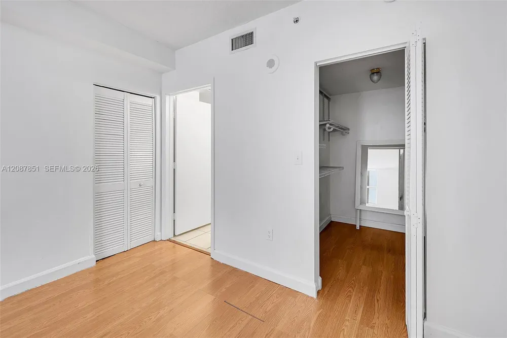 1 Glen Royal Pkwy #1010 Miami, FL 33125