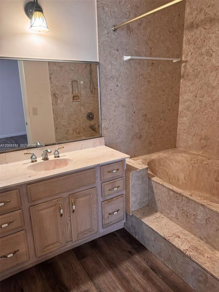 11 Crossings Cir #F Boynton Beach, FL 33435