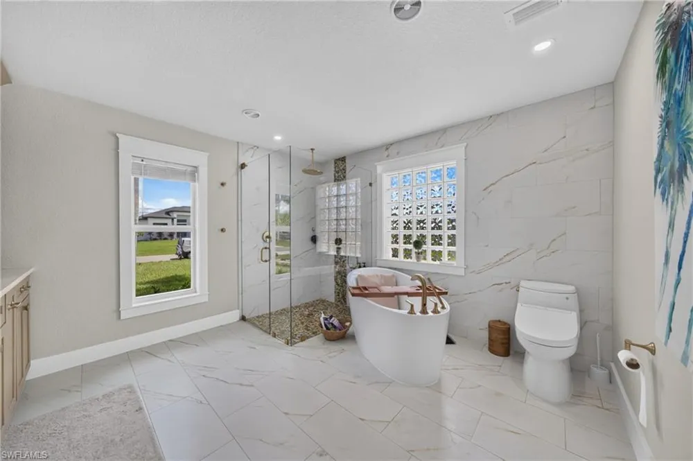 8 NW 36th Avenue Cape Coral, FL 33993